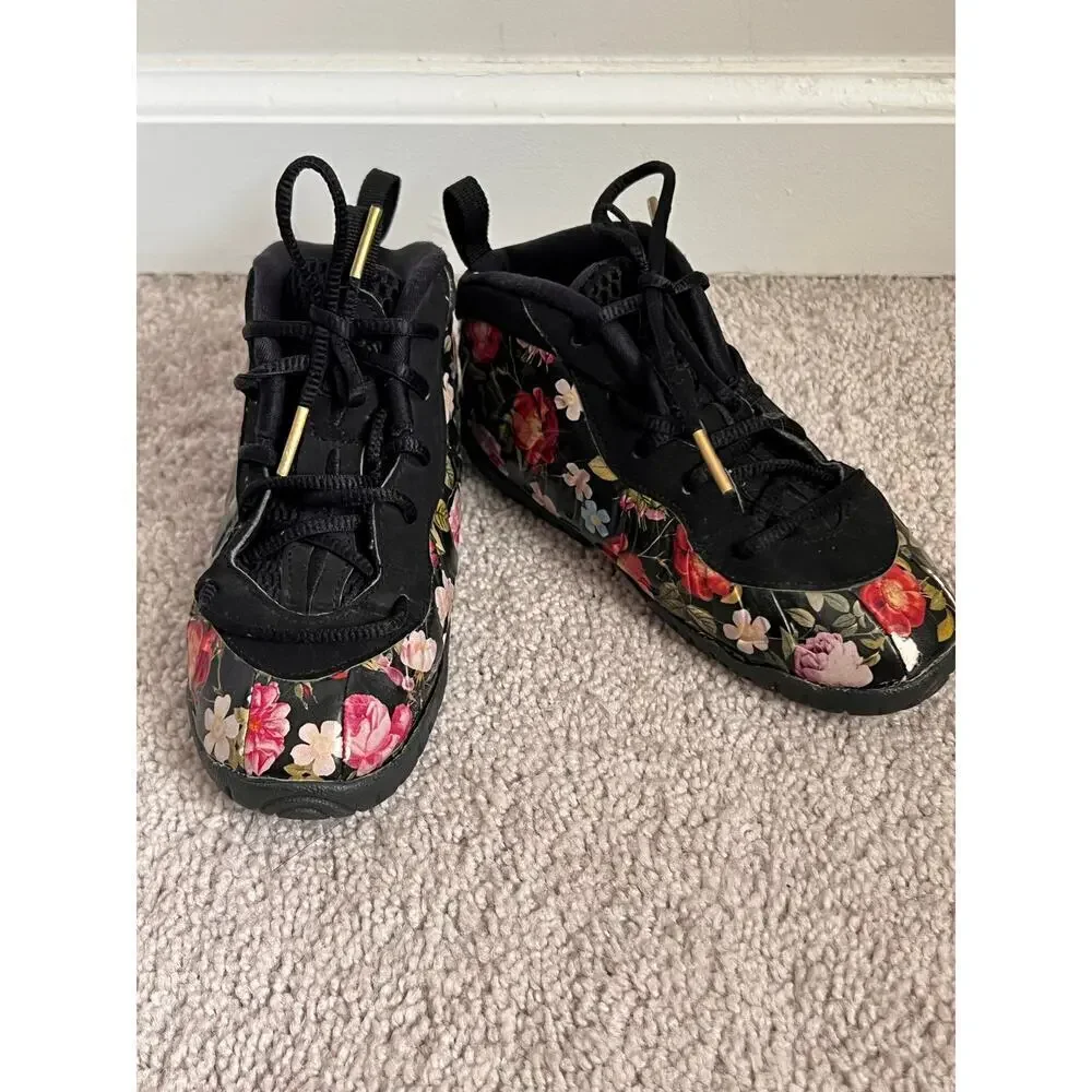 Nike Air Foamposite One Floral Lace-Up Sneakers Black/Black-Metallic Gold 10C